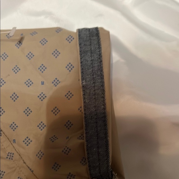 Kenneth Cole Tan Button Down Shirt with Geometric Pattern, nwt boys 6 - Picture 4 of 6